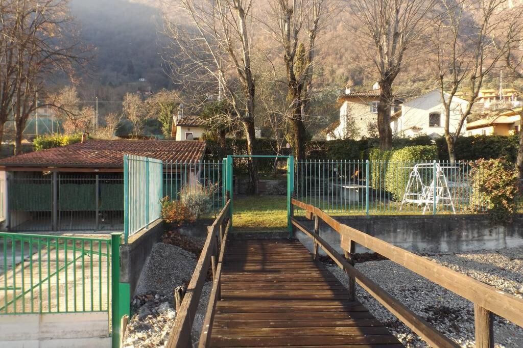Como Lakeside Cottage - Lakefront Private Garden With Private Access To The Lake Onno ภายนอก รูปภาพ