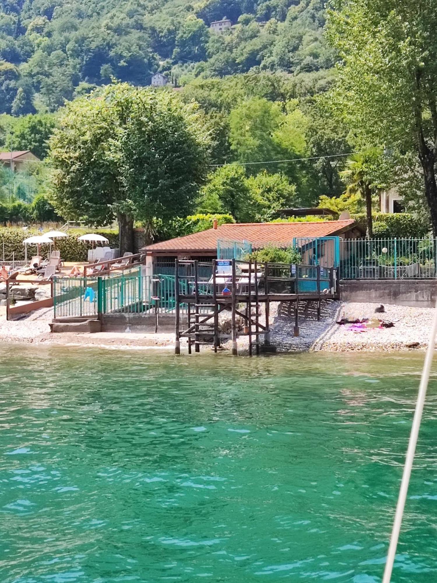 Como Lakeside Cottage - Lakefront Private Garden With Private Access To The Lake Onno ภายนอก รูปภาพ