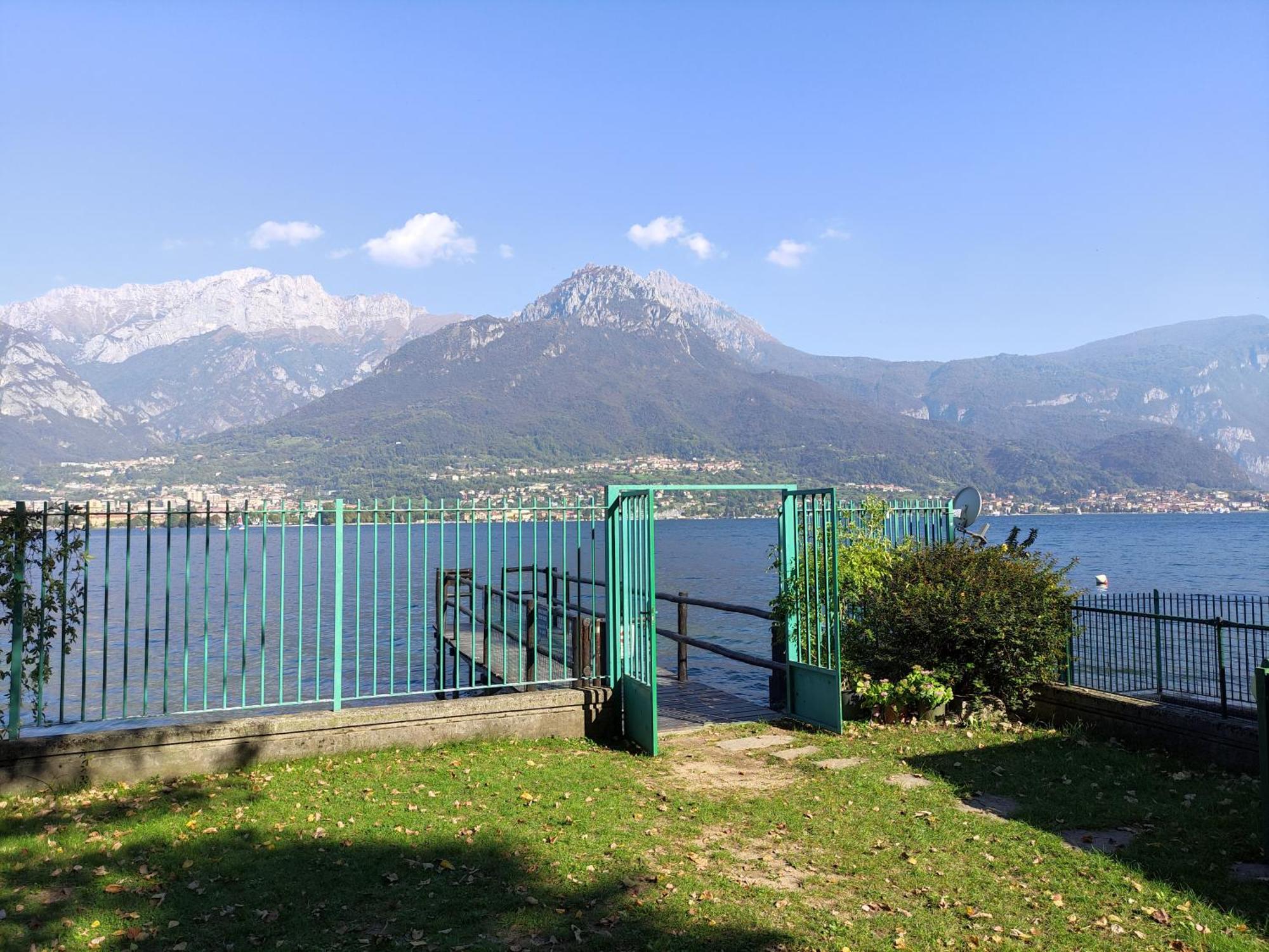 Como Lakeside Cottage - Lakefront Private Garden With Private Access To The Lake Onno ภายนอก รูปภาพ